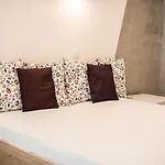 Apartment Aria *