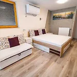 Aria Apartment